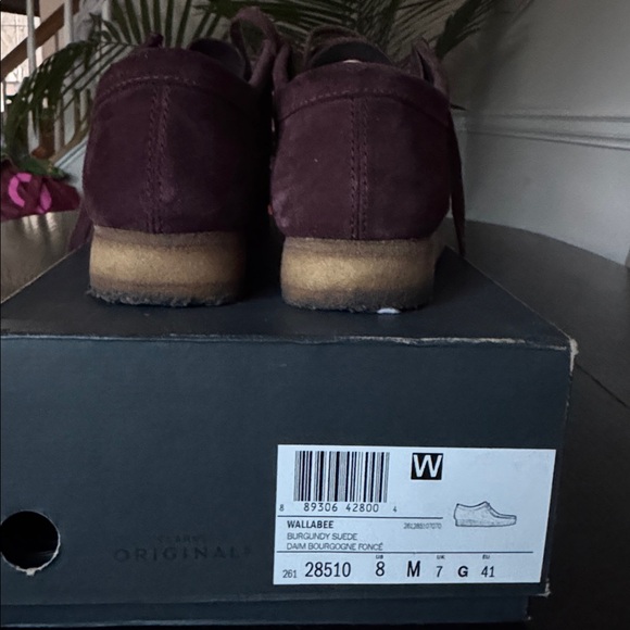 Clark’s  Suede Shoes in Burgundy - Picture 2 of 5